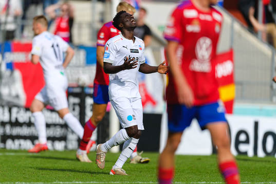 Helsingborgs Benjamin Acquah deppar