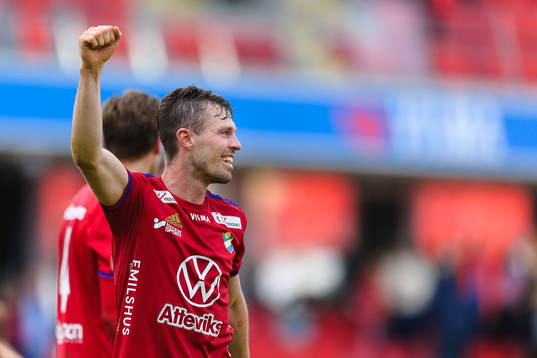 Östers Nicolas Mortensen jublar