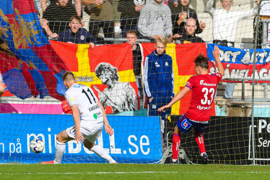 Helsingborgs Rasmus Karjalainen gör mål 2-1
