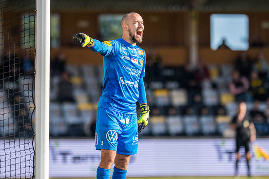 Mjällbys målvakt Carl-Johan Eriksson