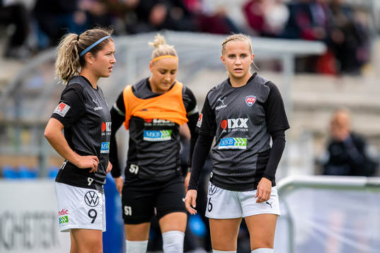 Rosengårds Loreta Kullashi och Ria Noora Minerva Öling