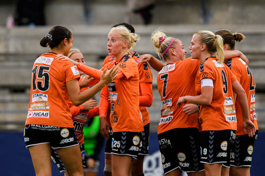Kristianstads Mia Carlsson jublar