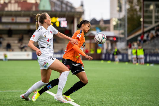 Rosengårds Stefanie Sanders<och Kristianstads Sveindís