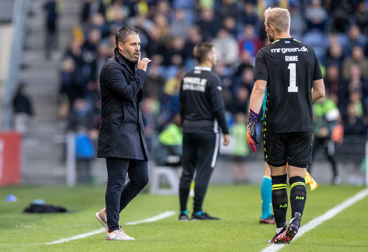 [DK=20210926: Marti Cifuentes, cheftræner AaB]