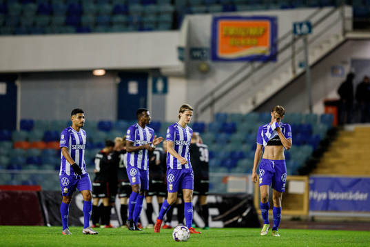 IFK Göteborgs Hosam Aiesh , Bernardo Vilar Estevao