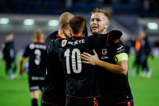 Kalmars Filip Sachpekidis och Erik Israelsson jublar