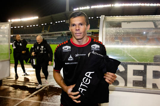 Kalmars Romario Pereira Sipiao med pris som matchens lirare