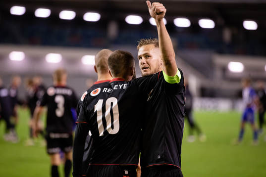 Kalmars Filip Sachpekidis och Erik Israelsson jublar