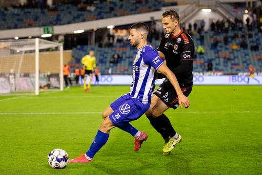 IFK Göteborgs Alexander Jallow och Kalmars Piotr Johansson