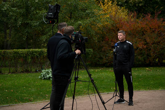 Jon Dahl Tomasson, head coach of Malmö FF is interviewed