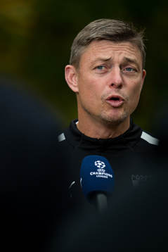 Jon Dahl Tomasson, head coach of Malmö FF is interviewed