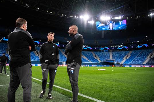 Jon Dahl Tomasson, head coach and Remy Reijnierse,