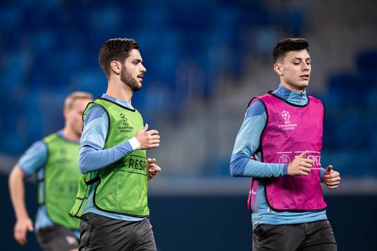 Adi Nalic and Anel Ahmedhodzic of Malmö FF