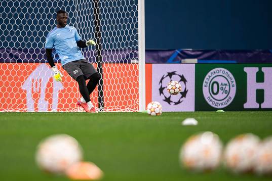 Goalkeeper Ismael Diawara of Malmö FF