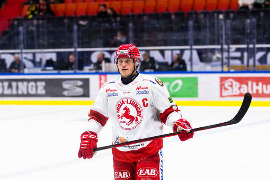 Troja/Ljungbys Daniel Karlsson Thörnros deppar