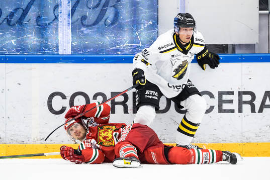 Moras Lucas Wernblom och AIKs Victor Aronsson