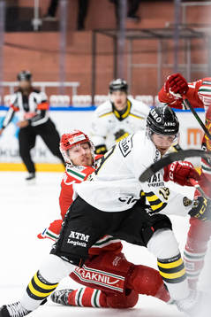 AIKs Lucas Carlsson och Moras Gustav Berglund
