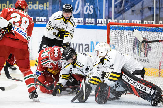 Moras Paul Bittner och AIKs Filip Windlert och AIKs