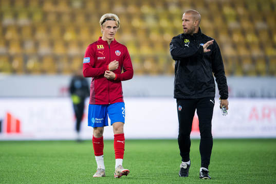 Helsingborgs Victor Blixt och assisterande tränare Mattias