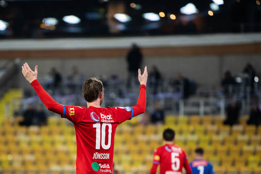 Helsingborgs Rasmus Jönsson reagerar