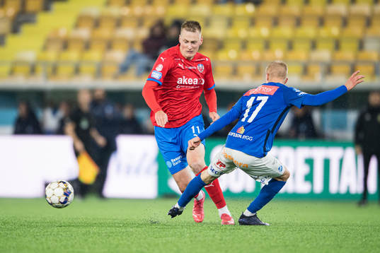 Helsingborgs Rasmus Karjalainen och Norrbys Viktor Bergh