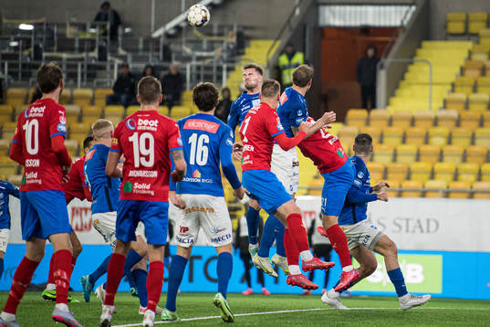 Kamp i Norrbys straffområde vid hörna