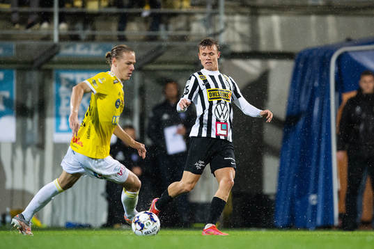 Falkenbergs Melker Nilsson och Landskronas Oscar Petersson