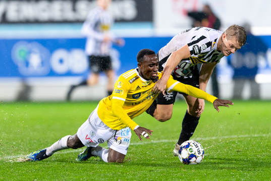 Falkenbergs Godwin Aguda och Landskronas Jacob Blixt