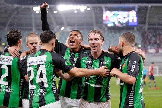 GAIS spelare jublar