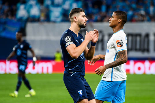 Antonio Colak of Malmö FF looks dejected