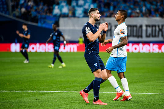 Antonio Colak of Malmö FF looks dejected