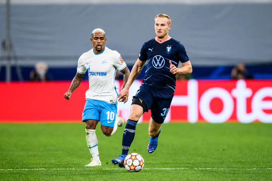 Malcom of Zenit and Franz Brorsson of Malmö FF