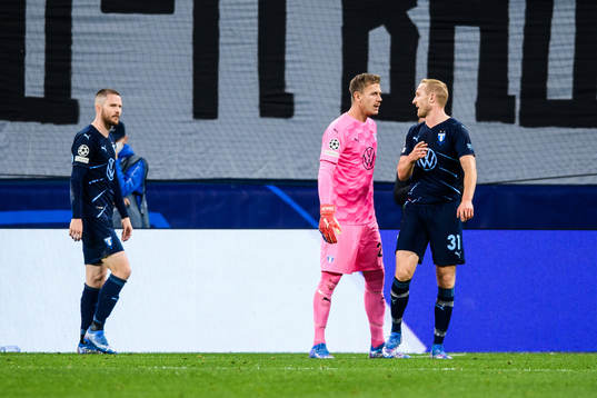 goalkeeper Johan Dahlin and Franz Brorsson of Malmö FF in