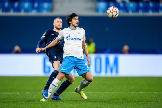 Lasse Nielsen of Malmö FF and Sardar Azmoun of Zenit