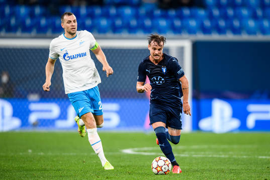 Artem Dzyuba of Zenit and Eric Larsson of Malmö FF