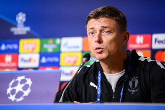 Jon Dahl Tomasson, head coach of Malmö FF at the press