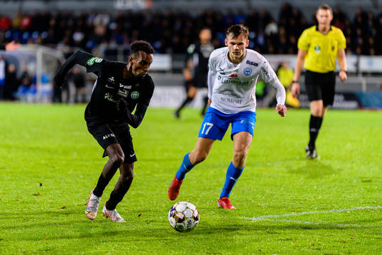 Västerås Taha Abdi Ali och Värnamos Oscar Uddenäs