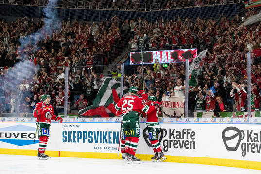 Frölundas Ryan Lasch jublar