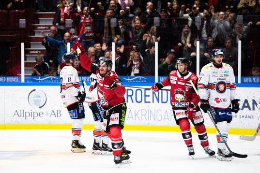 Malmö Redhawks Lance Bouma jublar
