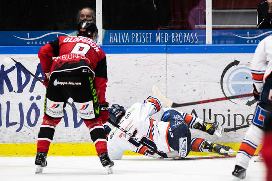 Växjös Juuso Vainio har ont