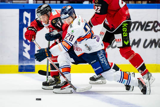 Malmö Redhawks Pathrik Westerholm och Växjös Hugo