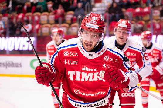 Timrås Jacob Blomqvist jublar