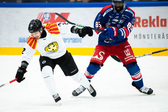 Brynäs Kristofer Berglund och Oskarshamns Daniel Muzito