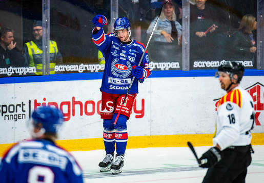 Oskarshamns Kim Rosdahl jublar