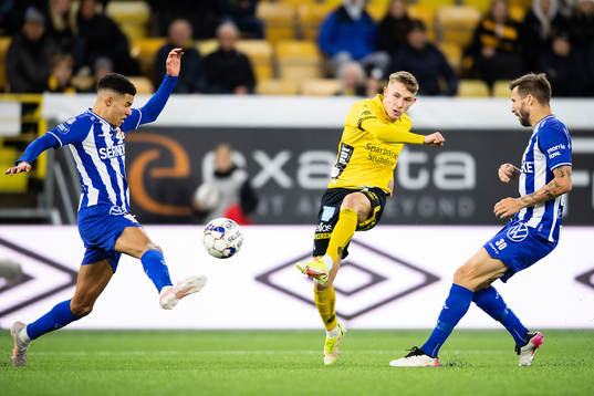 Elfsborgs Jacob Ondrejka mot IFK Göteborgs Alexander