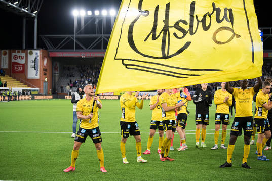 Elfsborgs Simon Strand jublar