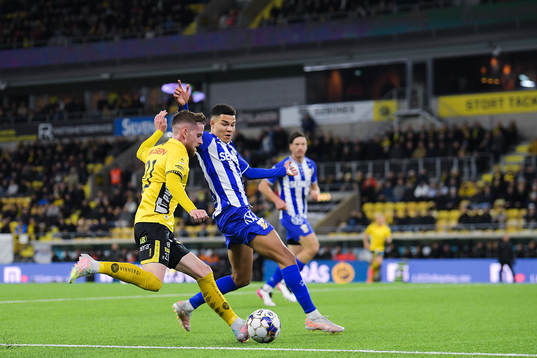 Elfsborgs Rasmus Alm och IFK Göteborgs Alexander Jallow