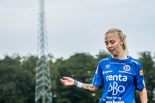Örebros Nathalie Hoff Persson deppar