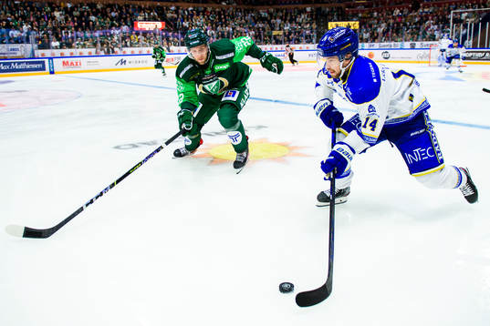 Färjestads Per Åslund och Leksands Oskar Lang