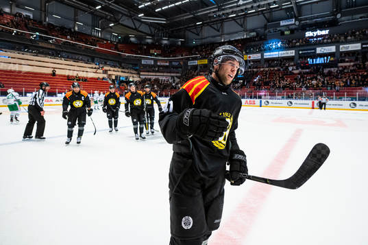 Brynäs Greg Scott jublar